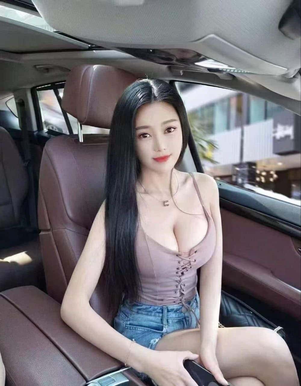 美儿 相片